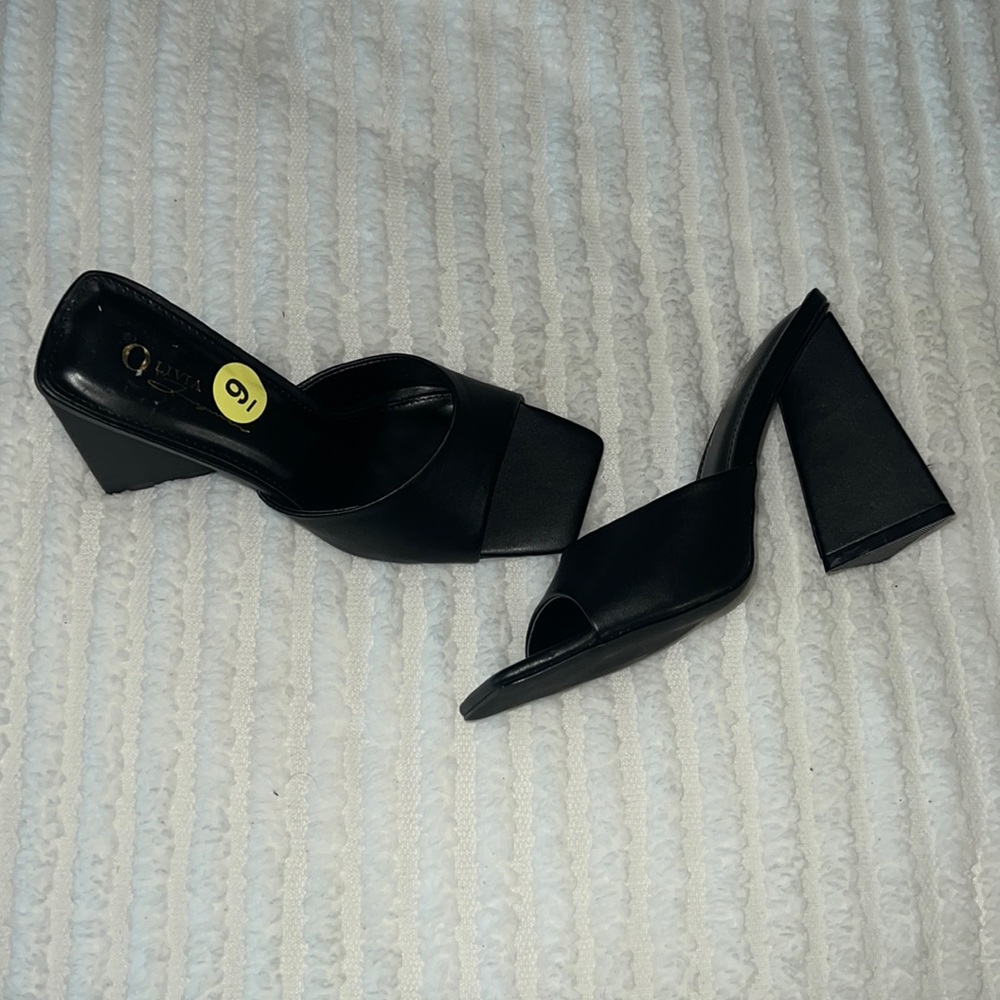 Brand new mule heel